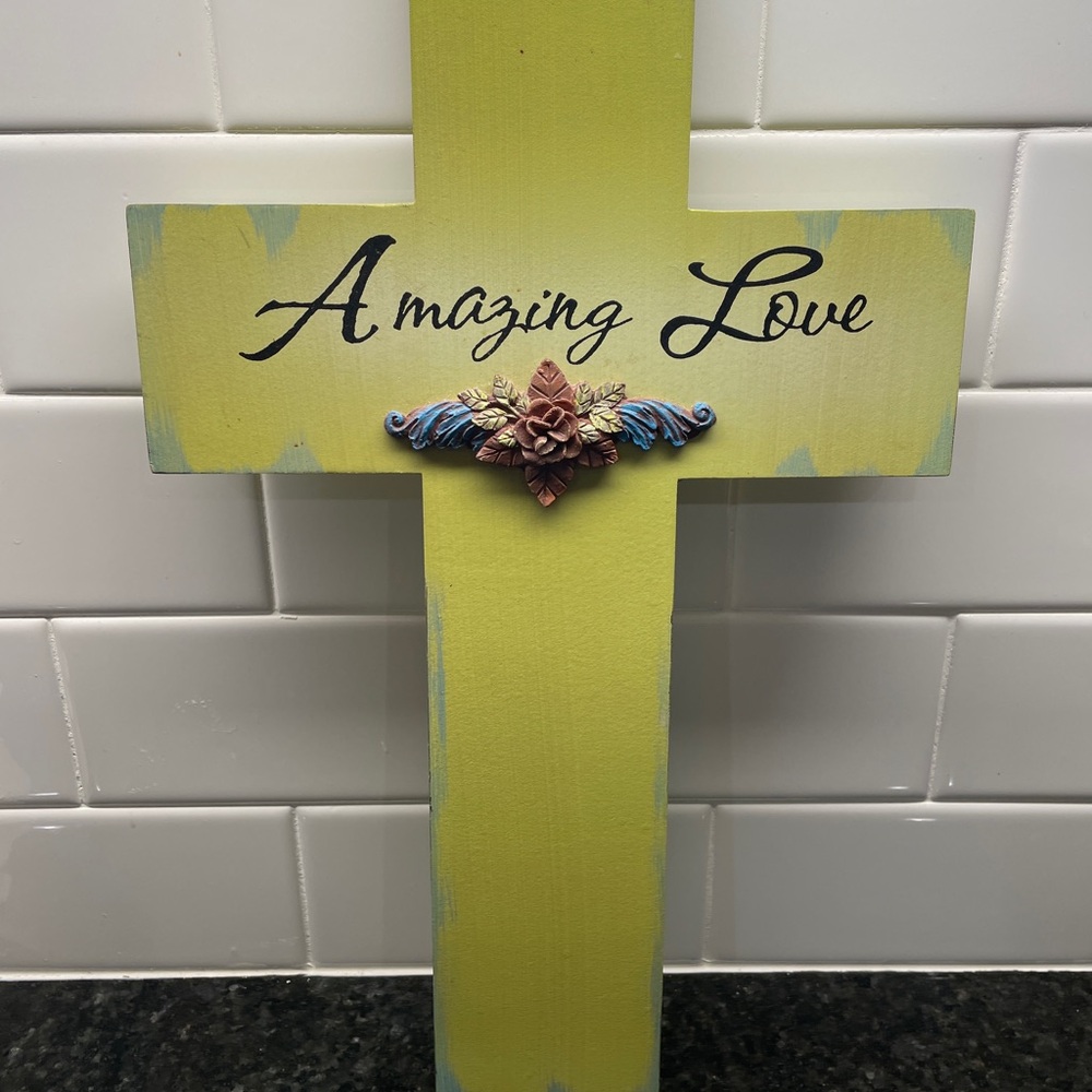 Amazing Love Decorative Wall Cross - green and Blue